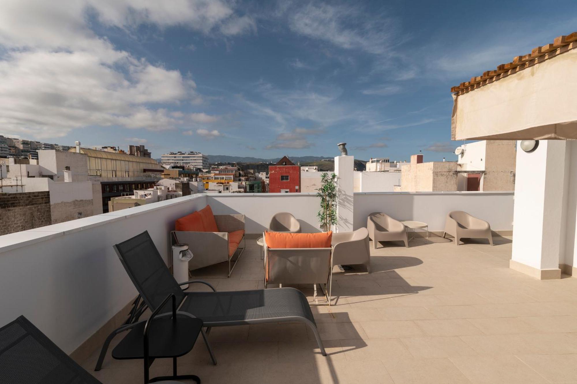 Nuevos Lightbooking Livian Suites Las Palmas Kültér fotó